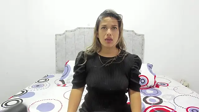 Snapshot of camila_borbon_ chatting on 06.25.26 camila borbon online show from 06.25.26