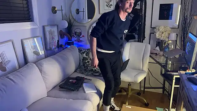 DylanBrook online show from 04.07.26