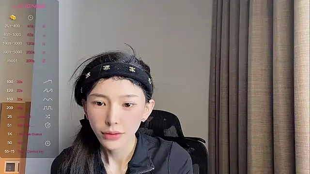 Snapshot of kiki-12 chatting on 04.01.26 kiki-12 online show from 04.01.26