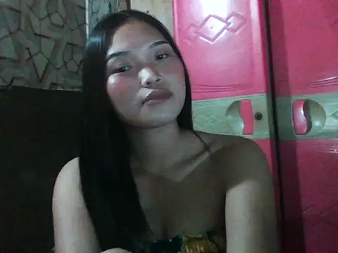 Pinayy Thalia online show from 04.02.26