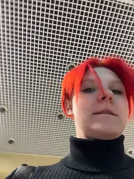 NinaParri online show from 05.12.26