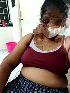 Snapshot of tamil_manjalmaami chatting on 05.11.26 tamil manjalmaami online show from 05.11.26