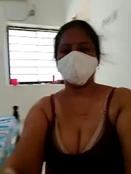 Snapshot of tamil_manjalmaami chatting on 05.13.26 tamil manjalmaami online show from 05.13.26