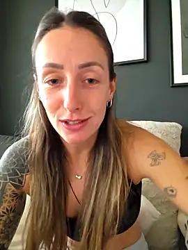 NicoleKaiser online show from 04.19.26