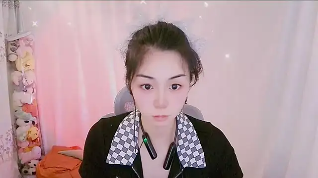 Snapshot of Puresnow chatting on 06.23.26 Puresnow online show from 06.23.26