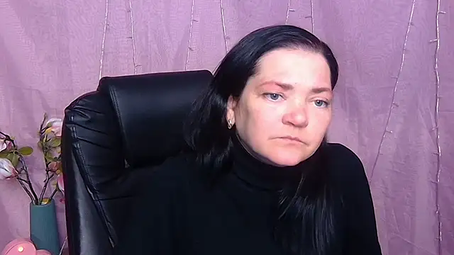 LauraFinn online show from 03.19.26