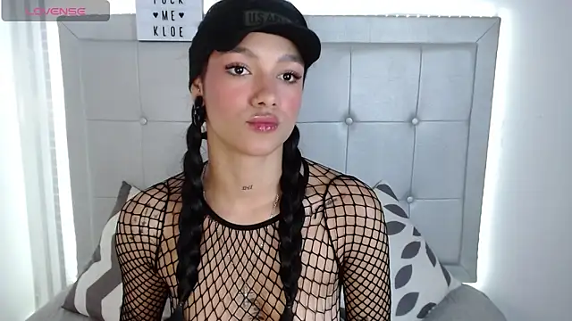 Kloe  watson online show from 05.05.26