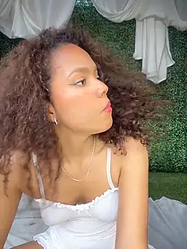 CurlyOopsieXXX online show from 06.19.26