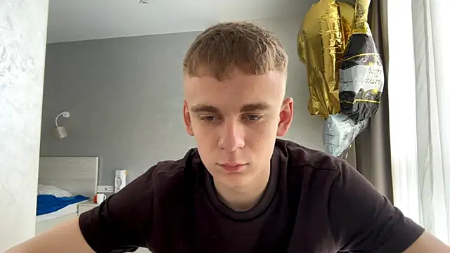 Snapshot of SoloFury chatting on 06.22.26 SoloFury online show from 06.22.26