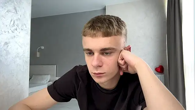 Snapshot of SoloFury chatting on 07.20.26 SoloFury online show from 07.20.26
