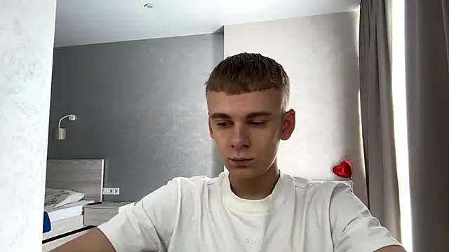 Snapshot of SoloFury chatting on 07.22.26 SoloFury online show from 07.22.26