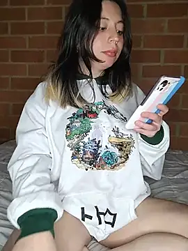 Snapshot of Petite_CherryX chatting on 04.14.26 Petite CherryX online show from 04.14.26