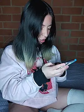 Snapshot of Petite_CherryX chatting on 04.21.26 Petite CherryX online show from 04.21.26
