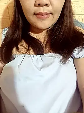 Snapshot of Mii_MiiI chatting on 03.22.26 Mii MiiI online show from 03.22.26