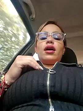 Snapshot of Monita_cherry1 chatting on 03.21.26 Monita cherry1 online show from 03.21.26