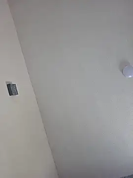 Snapshot of vmaxis chatting on 04.13.26 vmaxis online show from 04.13.26