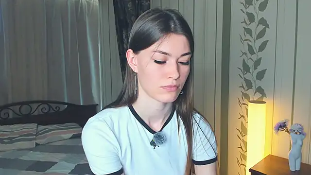 JulissaLipoma online show from 06.11.26