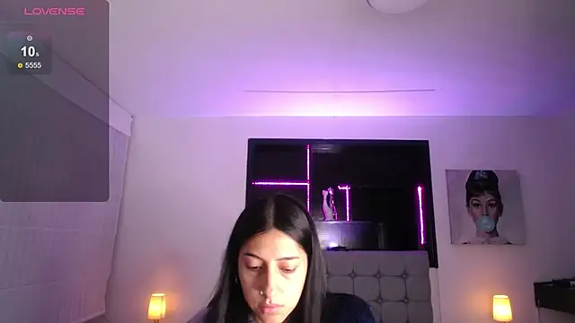 Melannyy V online show from 04.30.26