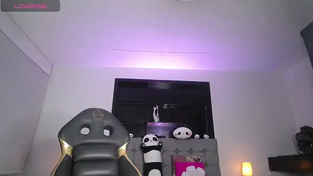 Melannyy V online show from 07.18.26