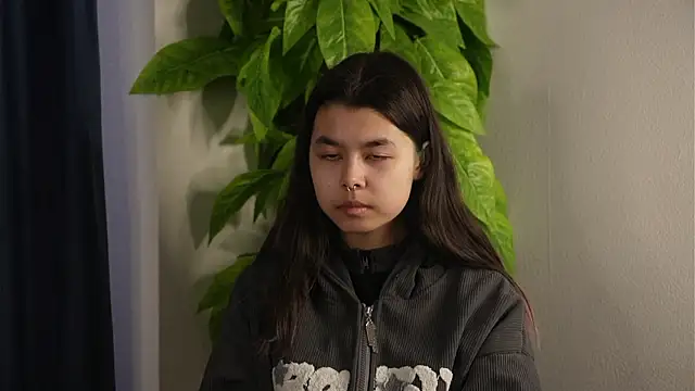 VaniaLeiss online show from 03.20.26