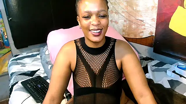 Snapshot of DidyBerry chatting on 05.18.26 DidyBerry online show from 05.18.26