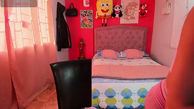 Sofia Hot Latina online show from 06.18.26