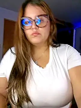 Snapshot of Bonny_rousse01 chatting on 04.07.26 Bonny rousse01 online show from 04.07.26