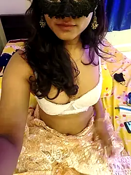 Lena mahiyaa online show from 04.24.26