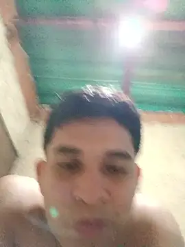 alee28728 online show from 04.22.26