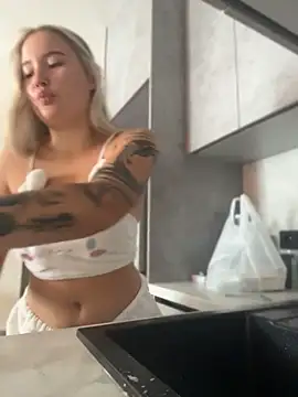 Mrs Lust online show from 05.05.26