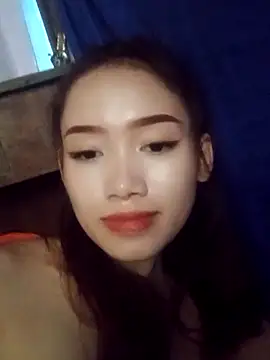 Snapshot of lovelybabyxx chatting on 03.22.26 lovelybabyxx online show from 03.22.26