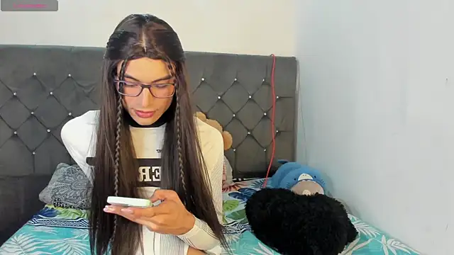 Snapshot of bunny_hells chatting on 03.20.26 bunny hells online show from 03.20.26