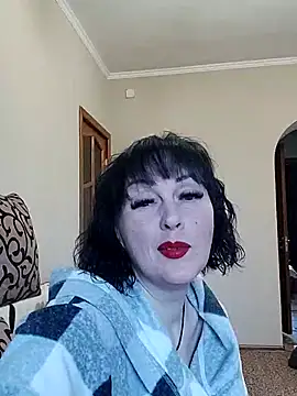 HelgaDennis online show from 04.25.26