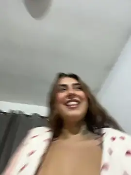 Snapshot of miiabellovic chatting on 06.24.26 miiabellovic online show from 06.24.26