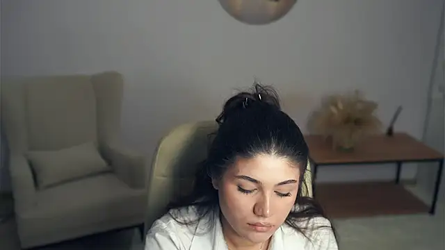 Snapshot of BeataHageny chatting on 03.20.26 BeataHageny online show from 03.20.26