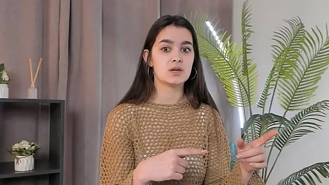 Snapshot of LuciKardos chatting on 03.20.26 LuciKardos online show from 03.20.26