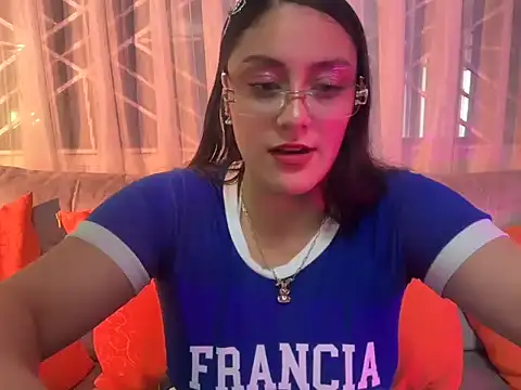 Snapshot of CristalZafiro chatting on 07.14.26 CristalZafiro online show from 07.14.26