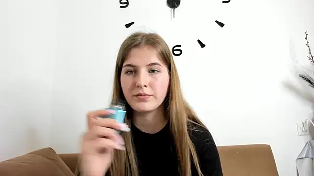 OhMyAlice online show from 03.28.26