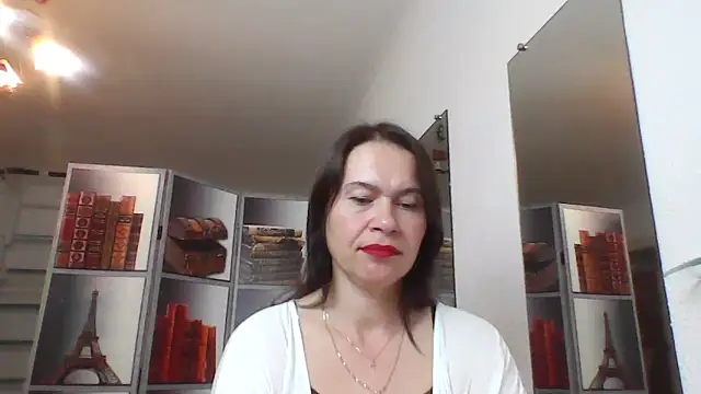 Selena Moo online show from 06.08.26