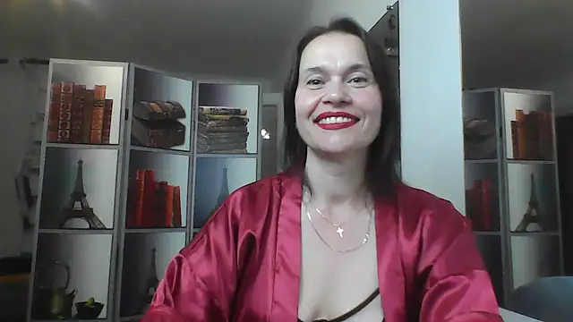 Snapshot of Selena_Moo chatting on 06.23.26 Selena Moo online show from 06.23.26