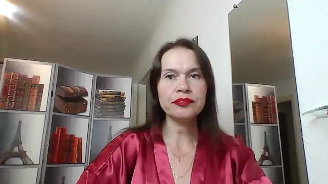 Snapshot of Selena_Moo chatting on 06.25.26 Selena Moo online show from 06.25.26