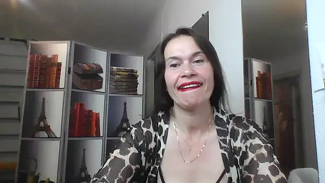 Snapshot of Selena_Moo chatting on 08.02.26 Selena Moo online show from 08.02.26