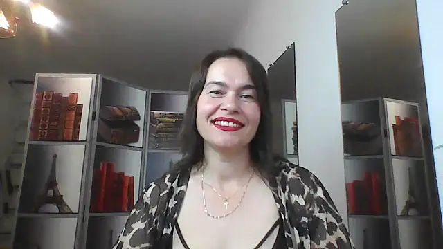 Snapshot of Selena_Moo chatting on 08.04.26 Selena Moo online show from 08.04.26