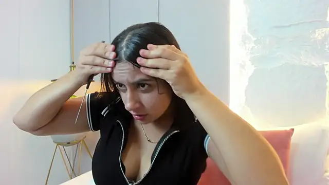 kira relish online show from 06.13.26