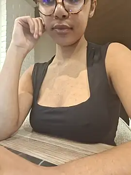 Snapshot of Anonymegirl0012 chatting on 04.07.26 Anonymegirl0012 online show from 04.07.26