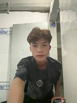 Nguyencuong1999 online show from 05.03.26