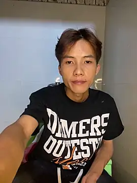 Nguyencuong1999 online show from 06.15.26