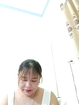 Moubie1 online show from 04.18.26