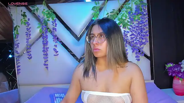 Freyaa Millerr online show from 05.31.26
