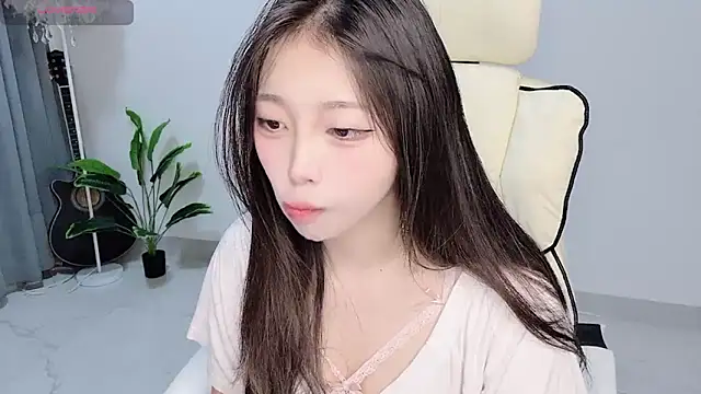 Yukiy8877 online show from 04.28.26